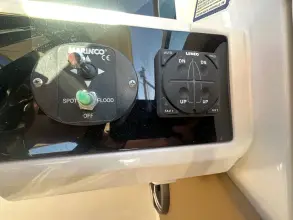 Thumbnail von Sea Ray SLX 350