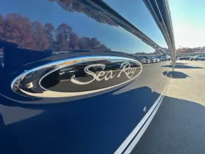 Thumbnail von Sea Ray SLX 350