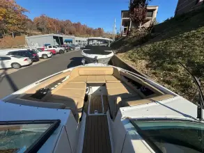 Thumbnail von Sea Ray SLX 350