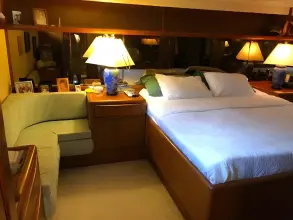 Thumbnail von Viking 55 Motor Yacht