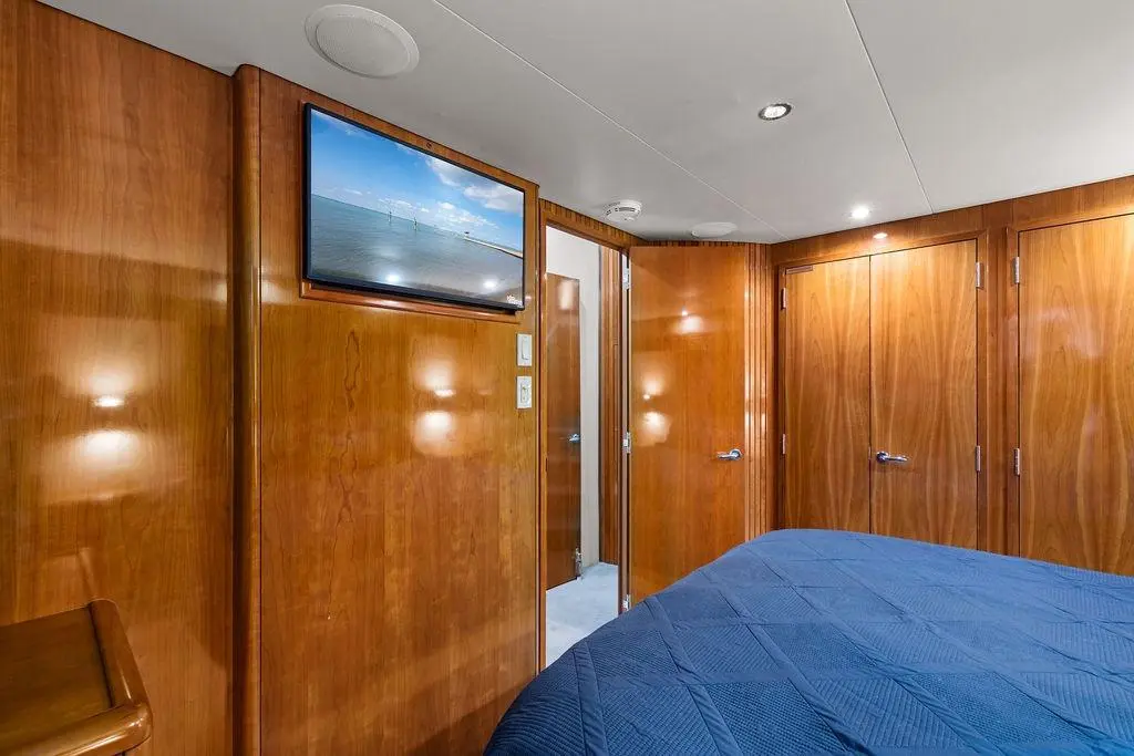 Thumbnail von Hatteras 60 Convertible