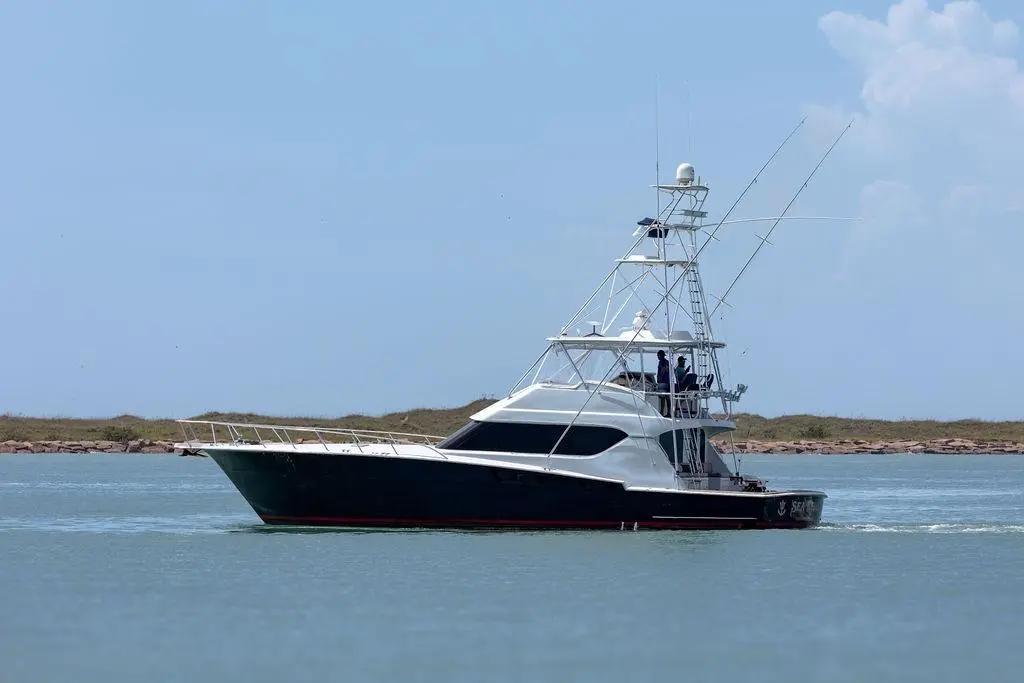 Thumbnail von Hatteras 60 Convertible
