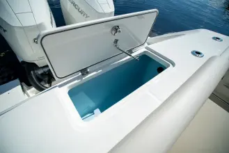 Thumbnail von Boston Whaler 330 Outrage