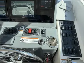 Thumbnail von Tiara Yachts 3600 Sovran