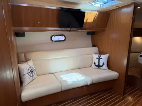 Thumbnail von Tiara Yachts 3600 Sovran