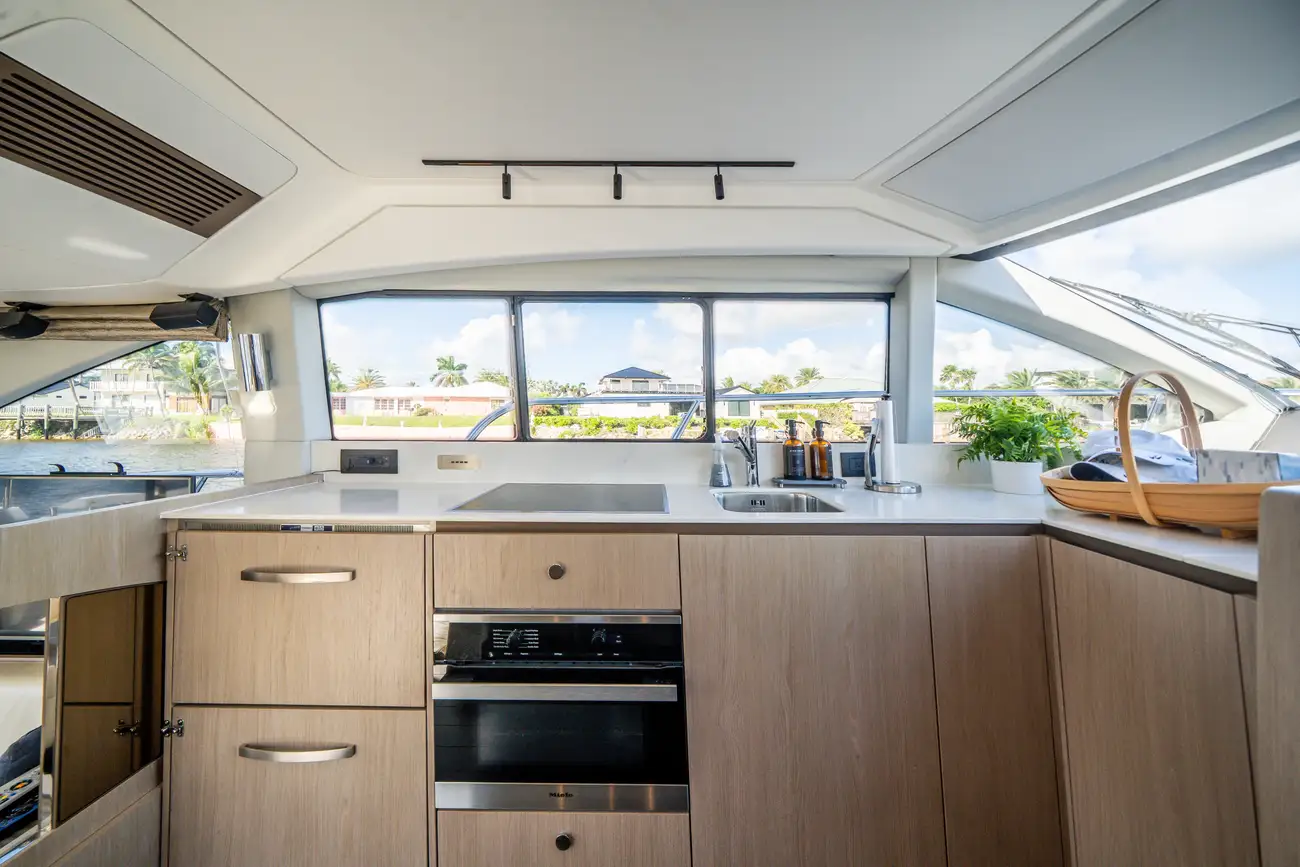 Thumbnail von Azimut 50