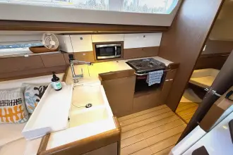 Thumbnail von Jeanneau Sun Odyssey 44 DS