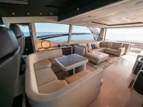 Thumbnail von Pershing 8X Survivor of London