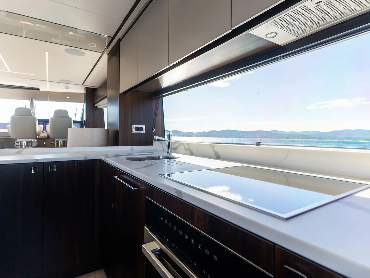 Thumbnail von Sunseeker 76 Yacht BELLA GEE