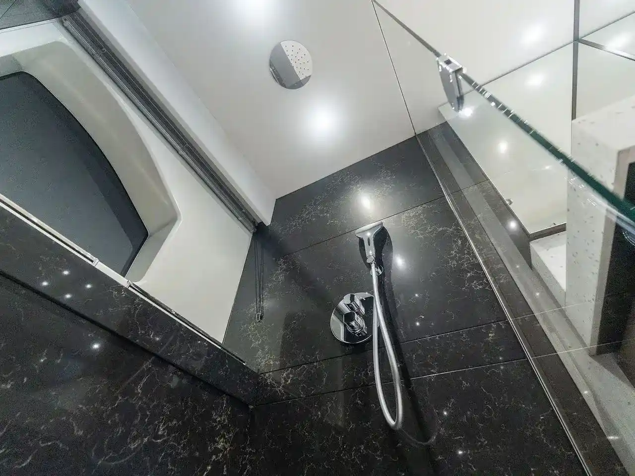 Thumbnail von Sunseeker 76 Yacht BELLA GEE