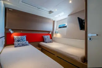 Thumbnail von CNB 76