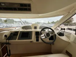Thumbnail von Sealine F37 Ohana