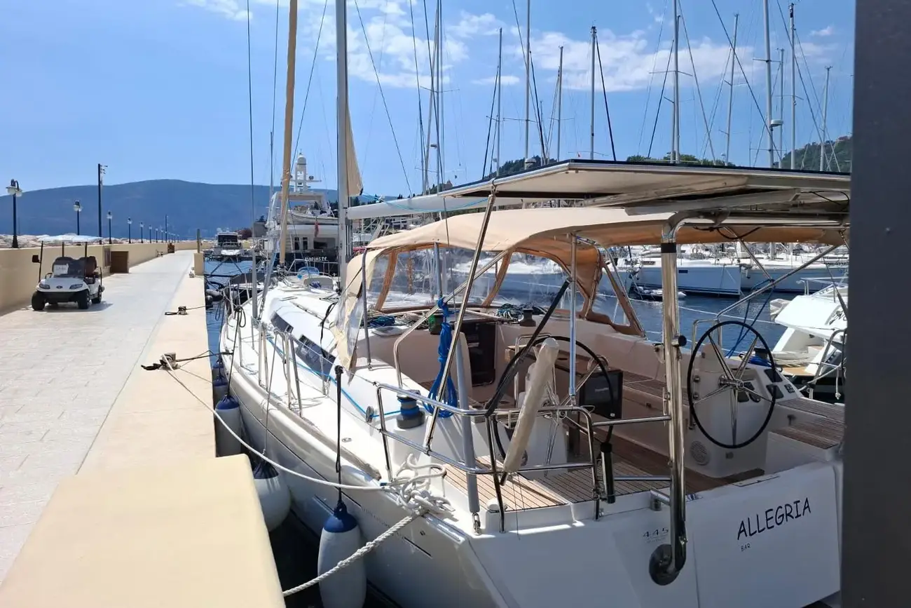 Thumbnail von Dufour 445 Grand Large