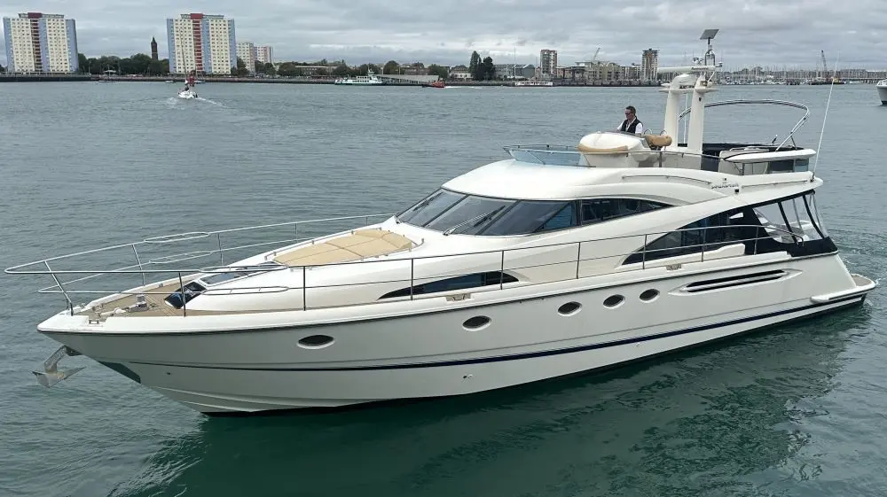 Thumbnail von Fairline Squadron 58