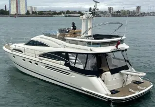 Thumbnail von Fairline Squadron 58