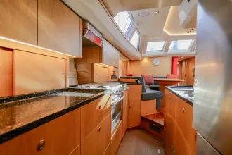 Thumbnail von Oyster 565 Serenity