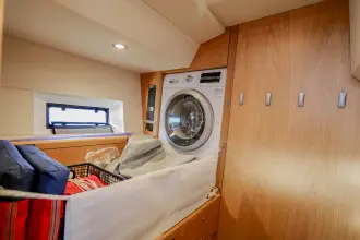 Thumbnail von Oyster 565 Serenity