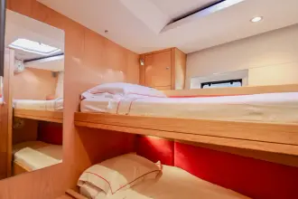 Thumbnail von Oyster 565 Serenity