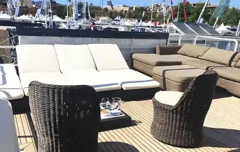 Thumbnail von Inace 83 Expedition Explorer Beleza of London