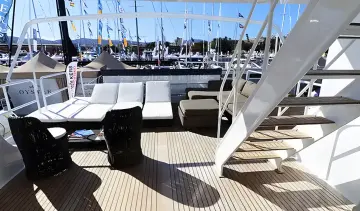 Thumbnail von Inace 83 Expedition Explorer Beleza of London