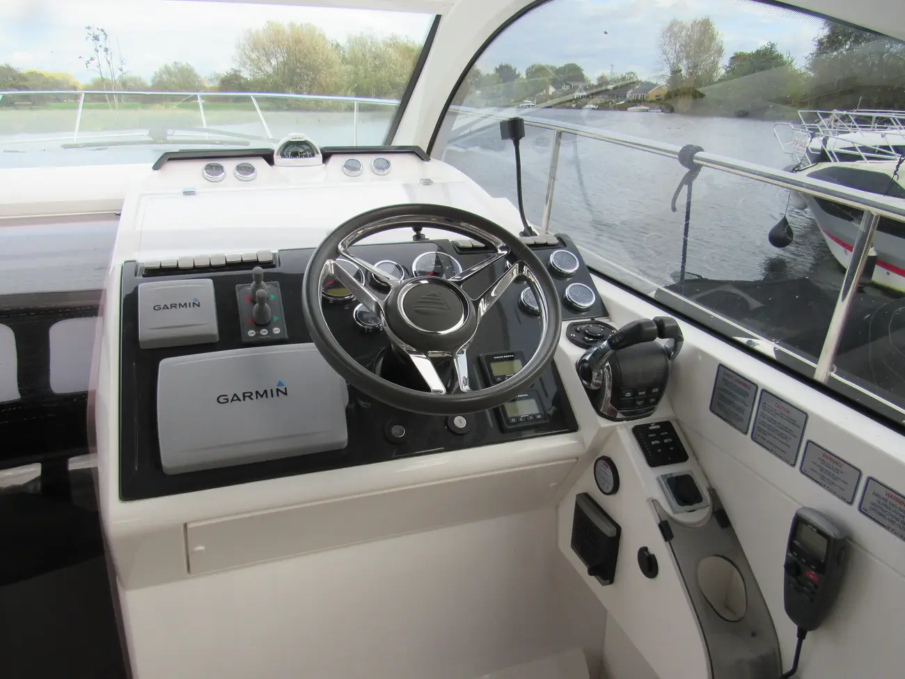 Thumbnail von Fairline Targa 38