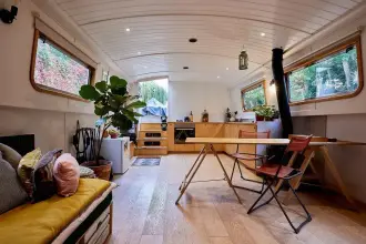 Thumbnail von Monica Mabel