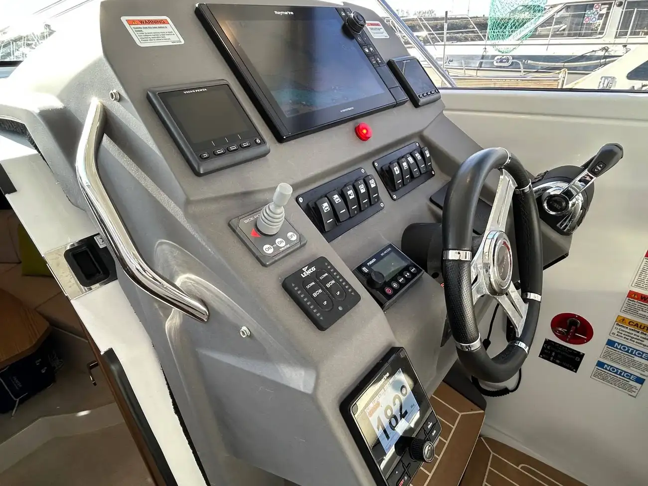 Thumbnail von Azimut Atlantis 34