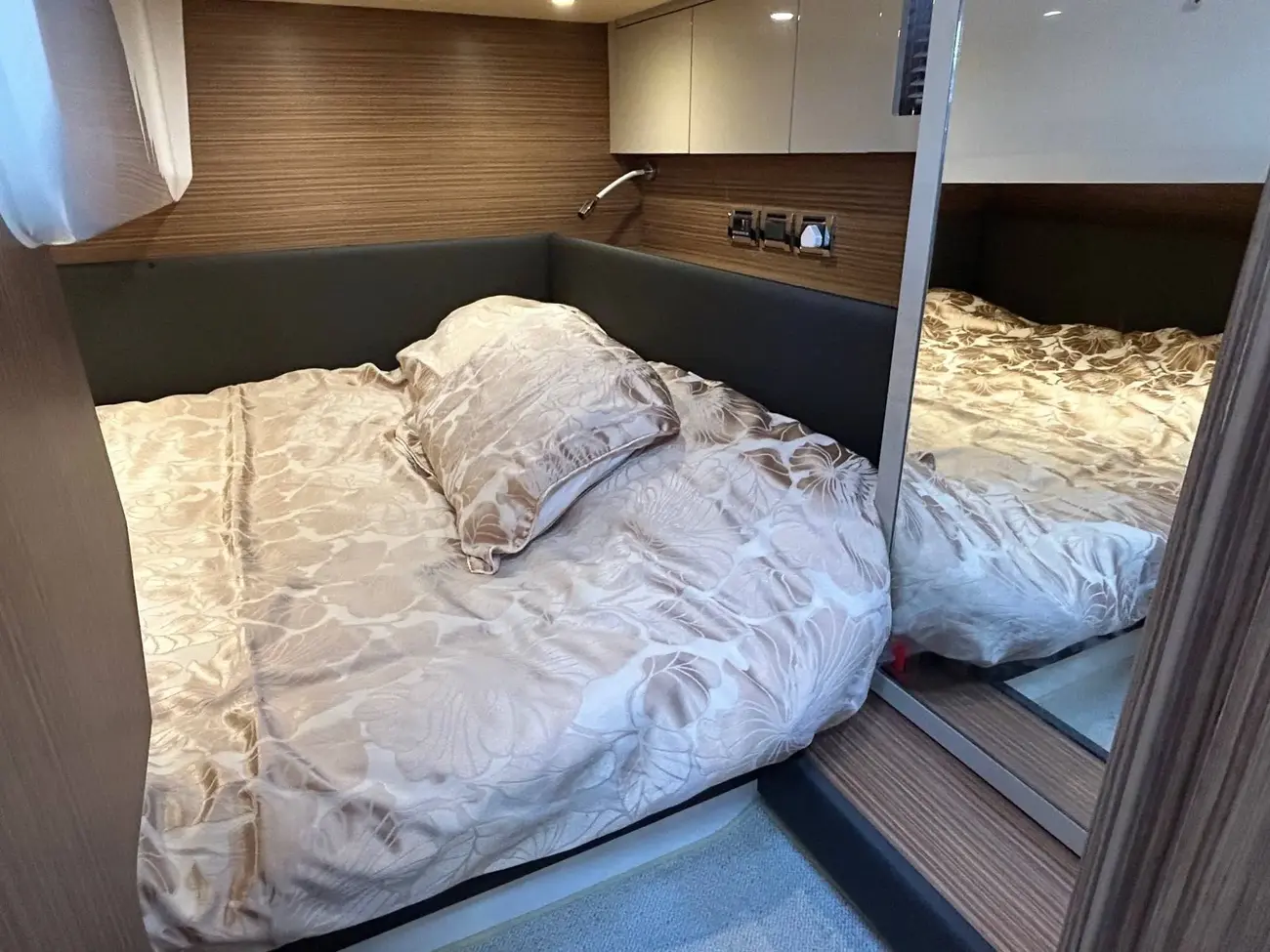 Thumbnail von Azimut Atlantis 34