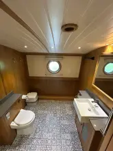 Thumbnail von Collingwood Abode 64 Widebeam Queen Bee