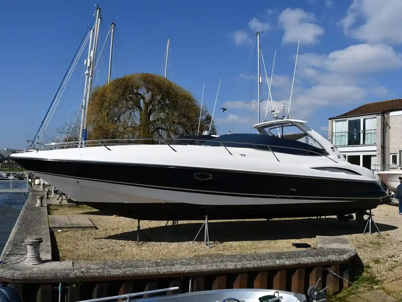 Thumbnail von Sunseeker Superhawk 34 SHIVER