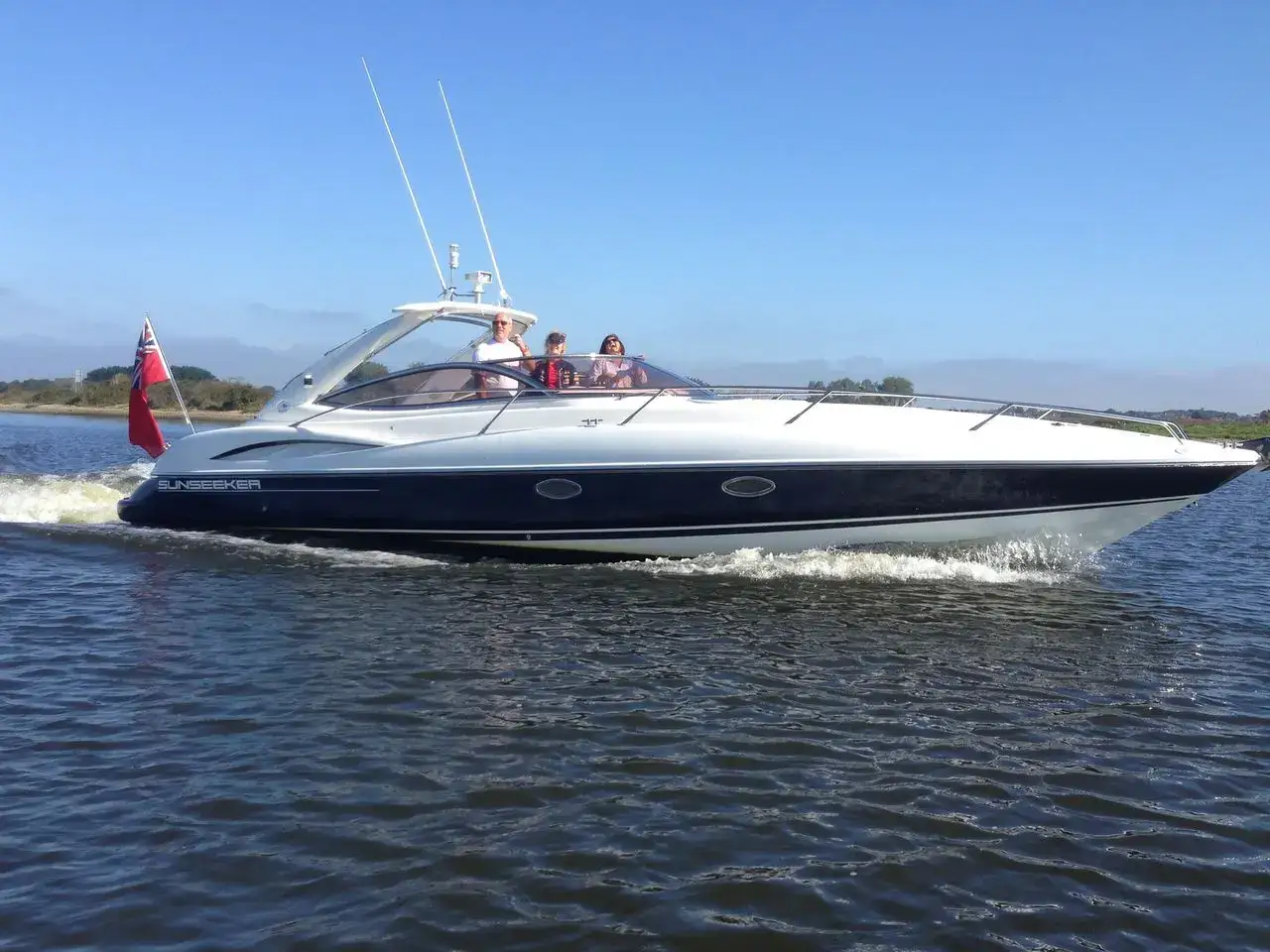Thumbnail von Sunseeker Superhawk 34 SHIVER