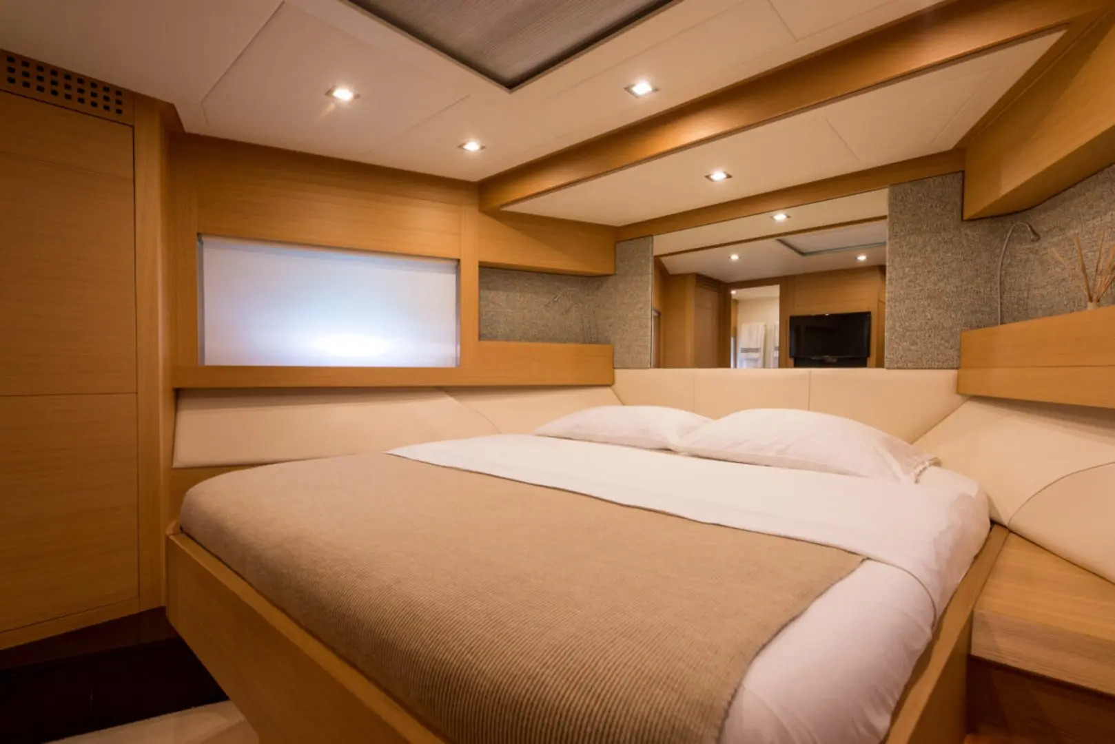 Thumbnail von Pershing 64