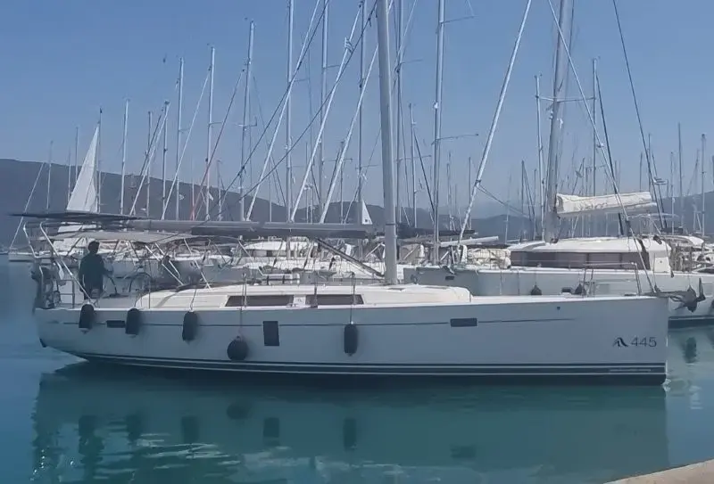 Hanse 445