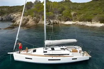 Thumbnail von Jeanneau Sun Odyssey 440