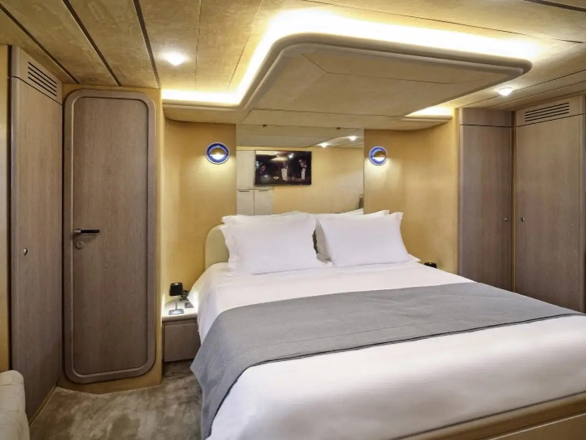 Thumbnail von Ferretti Yachts 680 MIREN