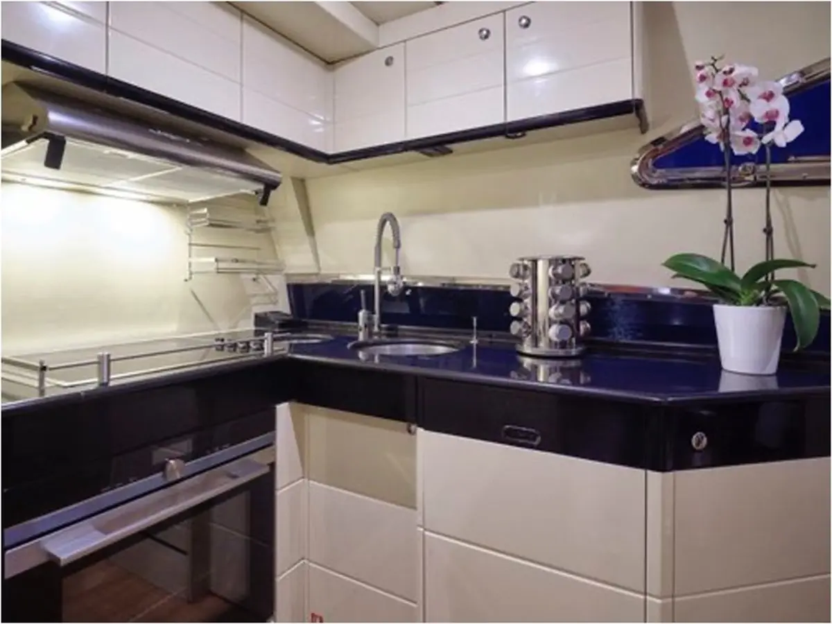 Thumbnail von Ferretti Yachts 680 MIREN