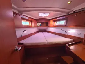 Thumbnail von Beneteau Oceanis 41 06-00676