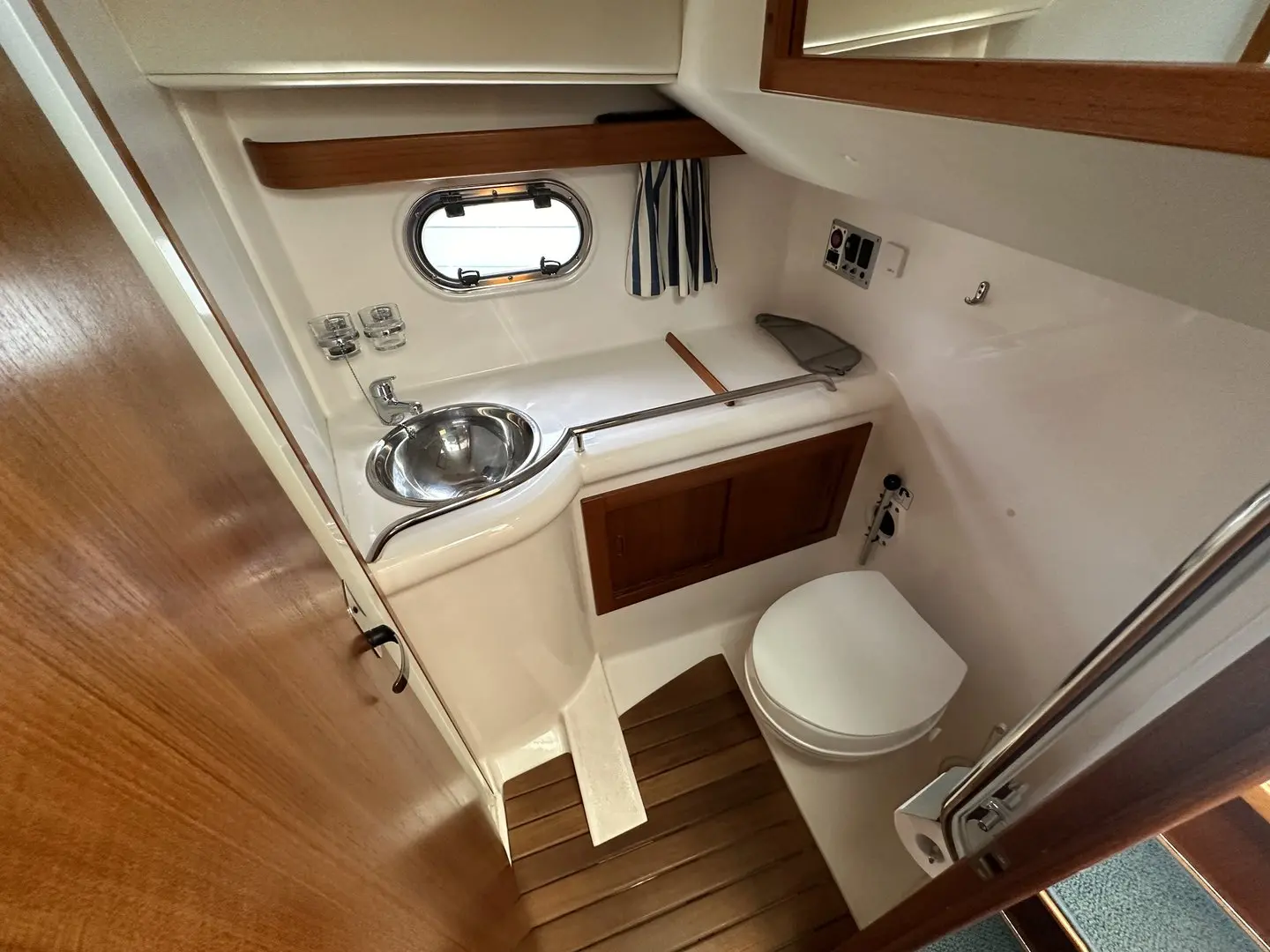 Thumbnail von Nimbus 380 Coupe 07-00504