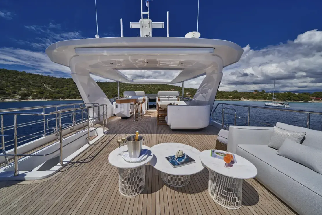 Thumbnail von Azimut Grande 27M Aluminia Too