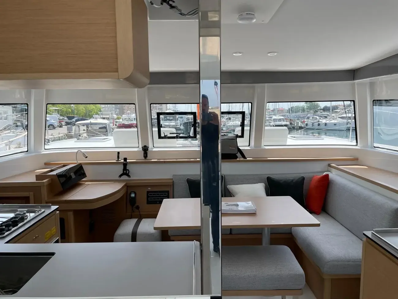 Thumbnail von Excess 12