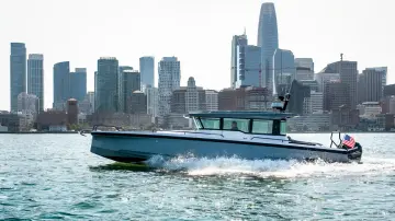 Thumbnail von Axopar 37 XC Cross Cabin