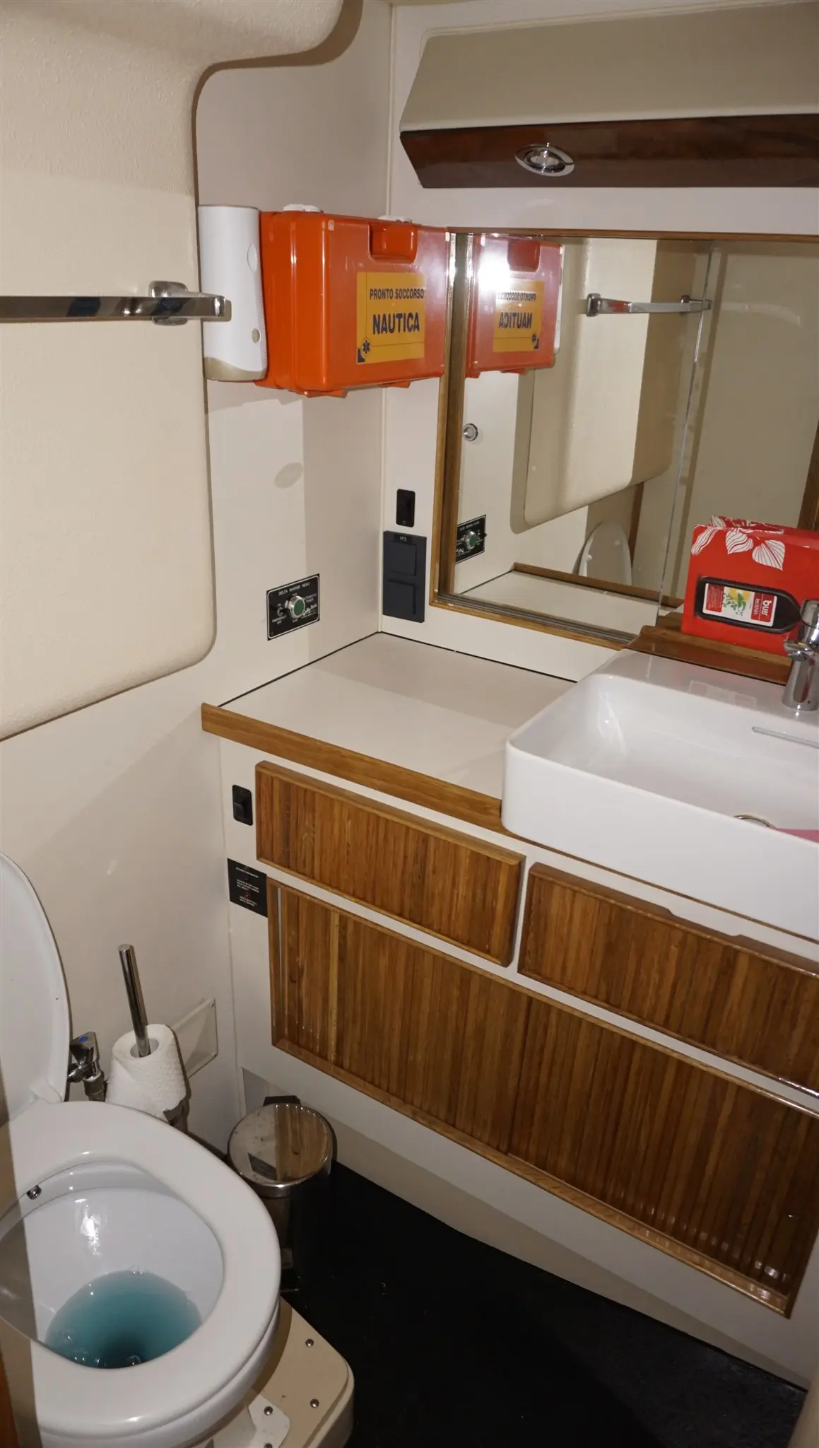 Thumbnail von Bertram 37