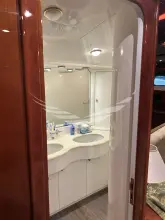 Thumbnail von Falcon 82 S