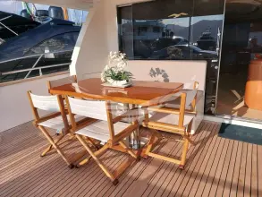 Thumbnail von Falcon 82 S