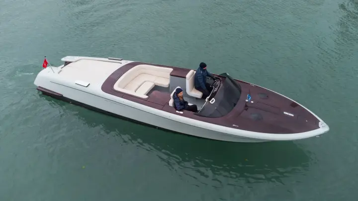 Riva 33 Aqua Super Rivage