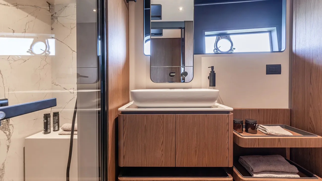 Thumbnail von Ferretti Yachts 580