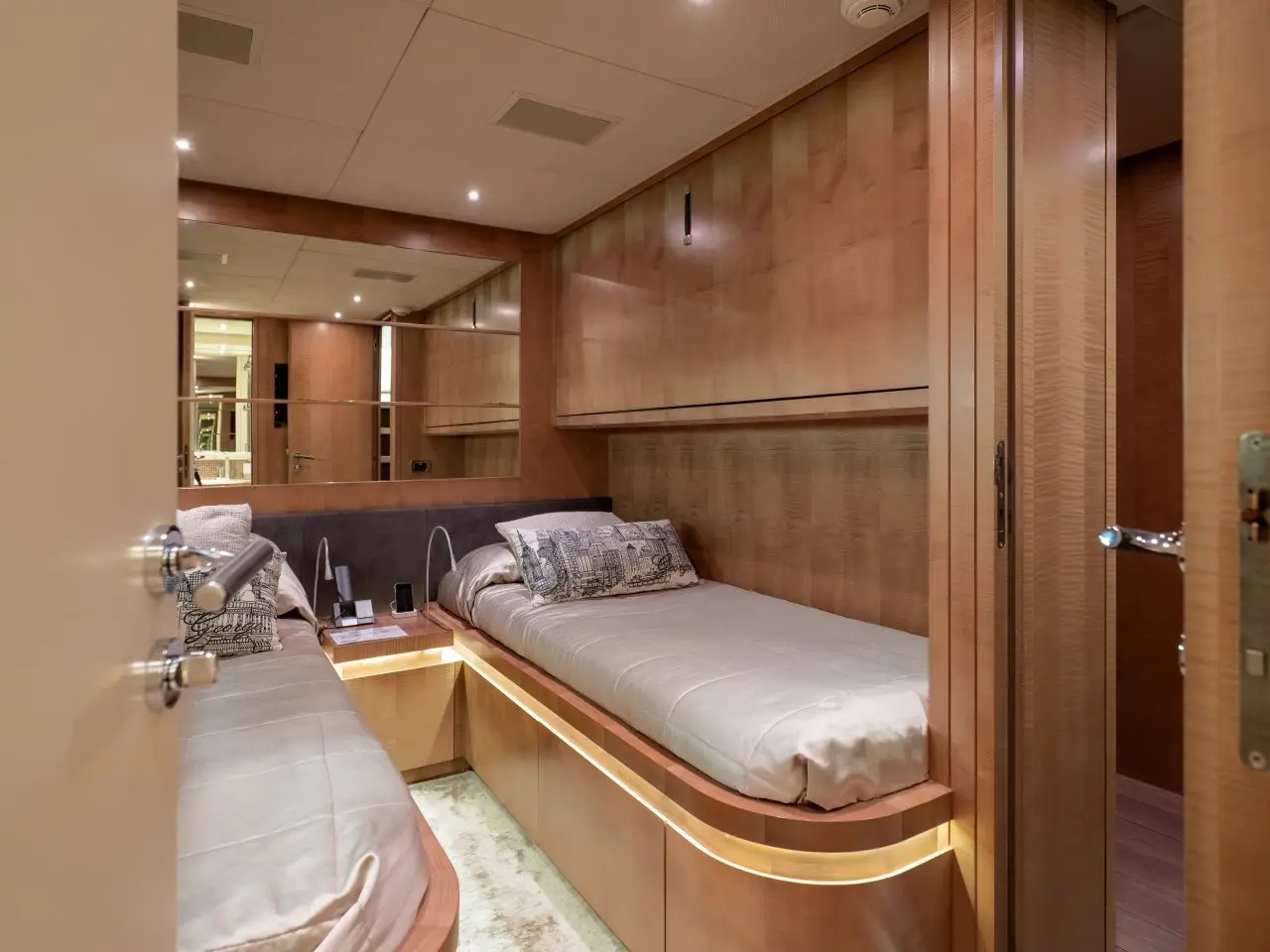 Thumbnail von Pershing 115 LA CIMA III