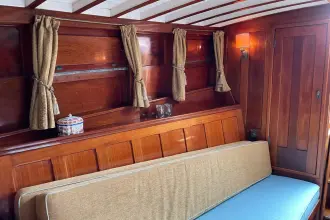 Thumbnail von Consolidated Commuter Company Long Island Express Cruiser