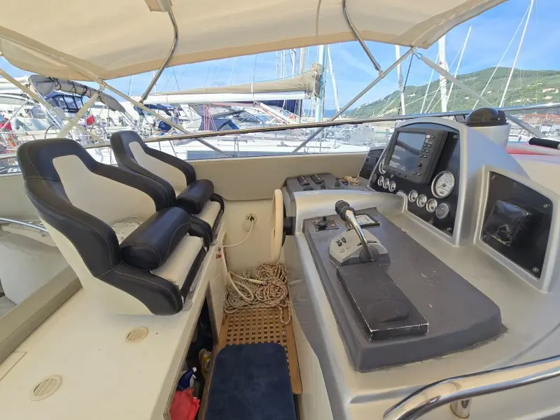 Thumbnail von Cgm Costruzioni Nautiche Cherokee 51