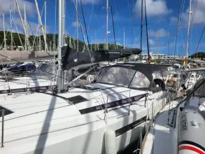 Thumbnail von Jeanneau Sun Odyssey 440 Moon